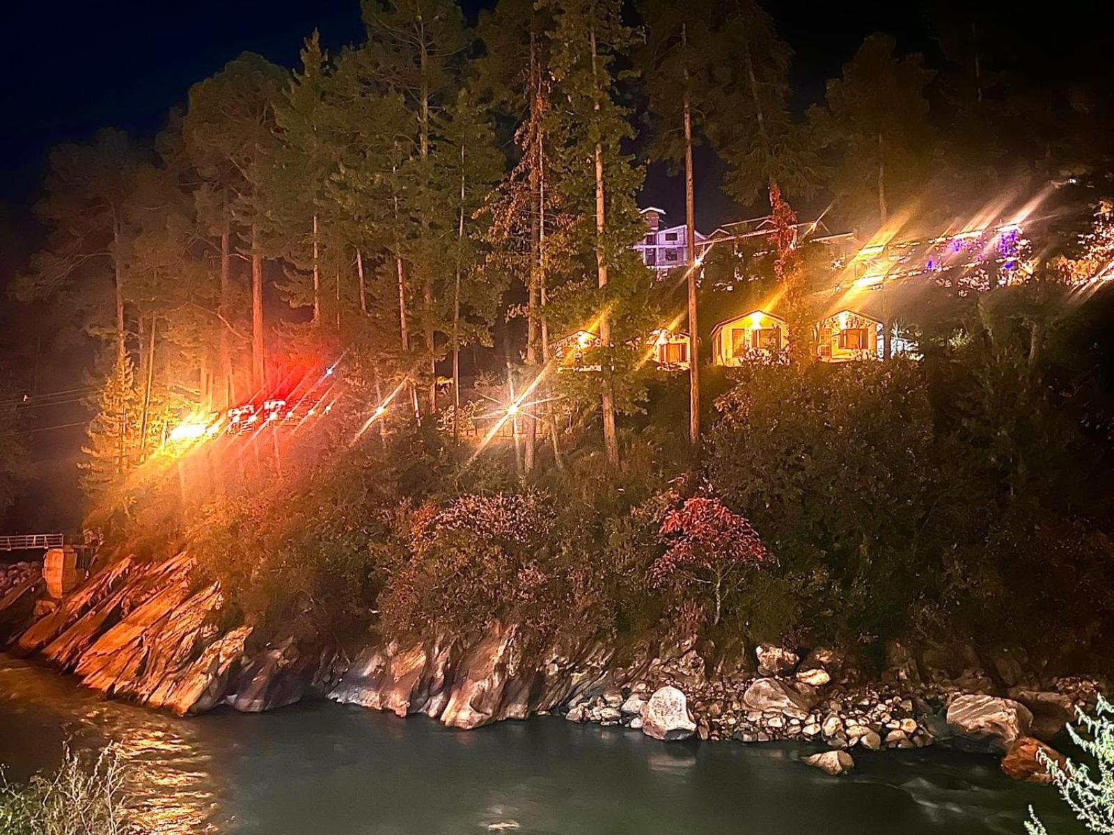 Ahava Kasol Riverside Cafe And Cottages Exterior foto