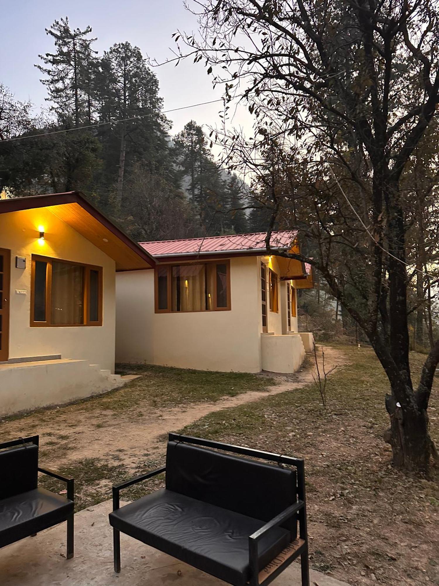 Ahava Kasol Riverside Cafe And Cottages Exterior foto