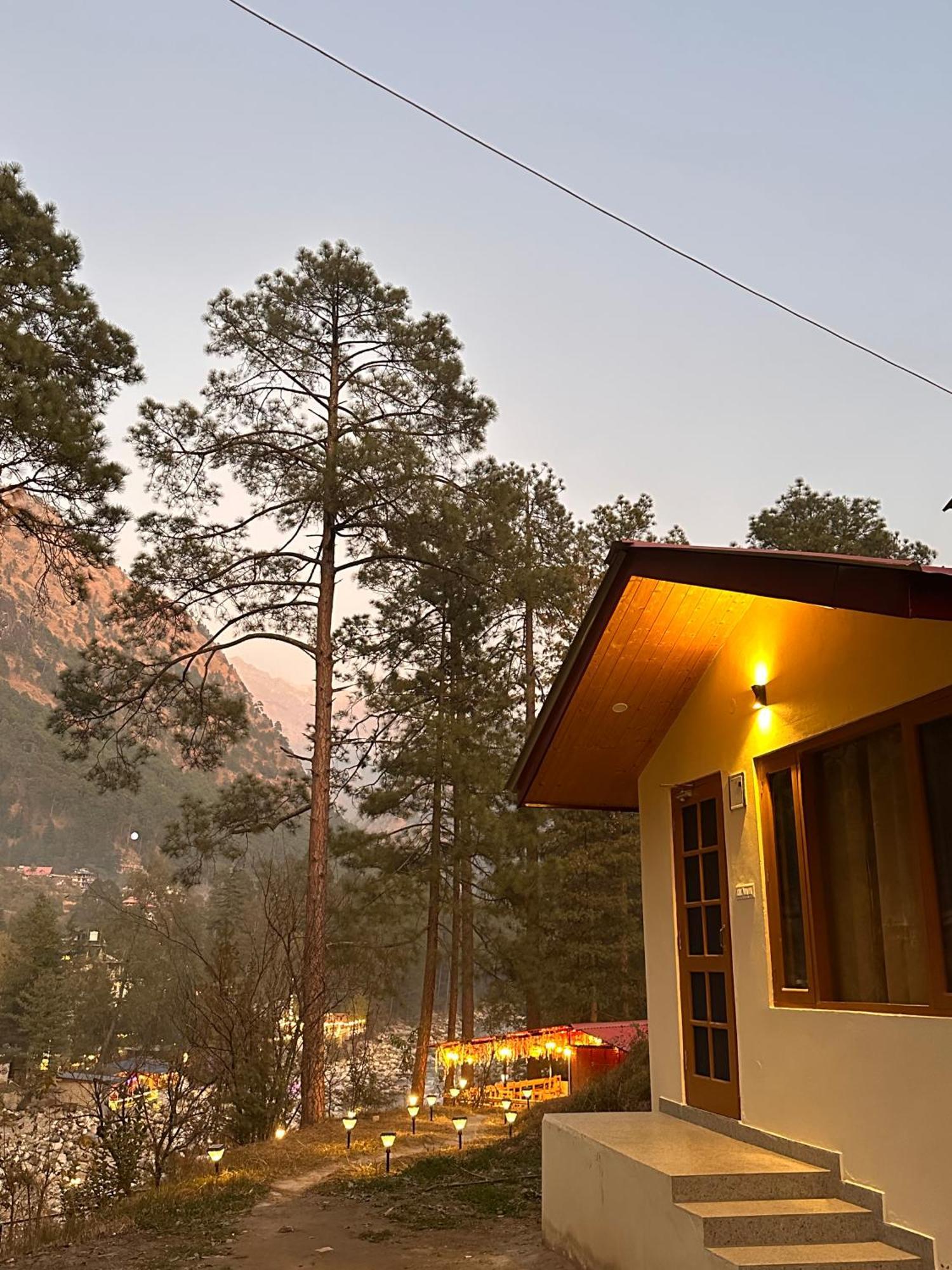Ahava Kasol Riverside Cafe And Cottages Exterior foto